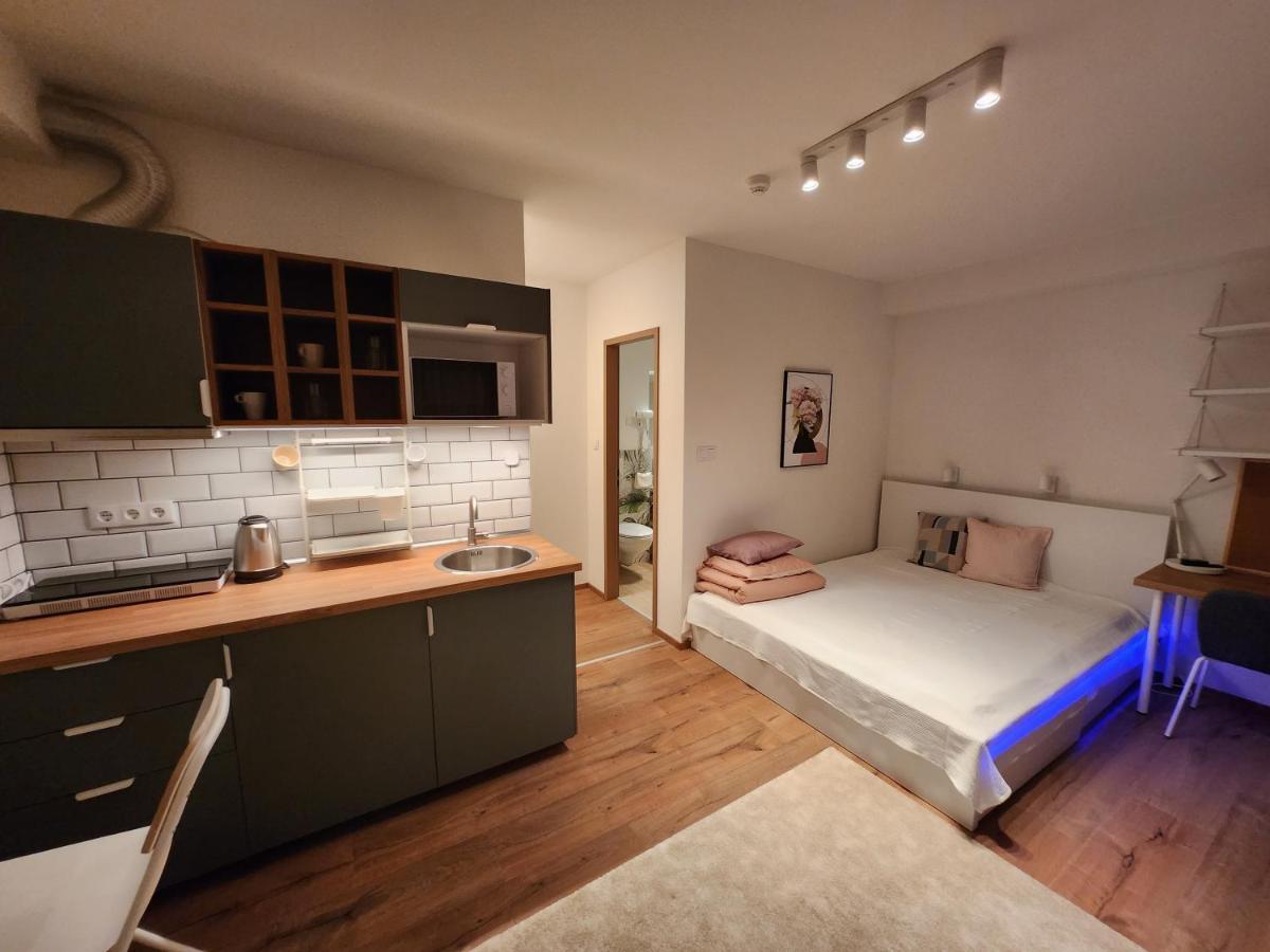 Апарт отель Apartman 18 Дебрецен Экстерьер фото