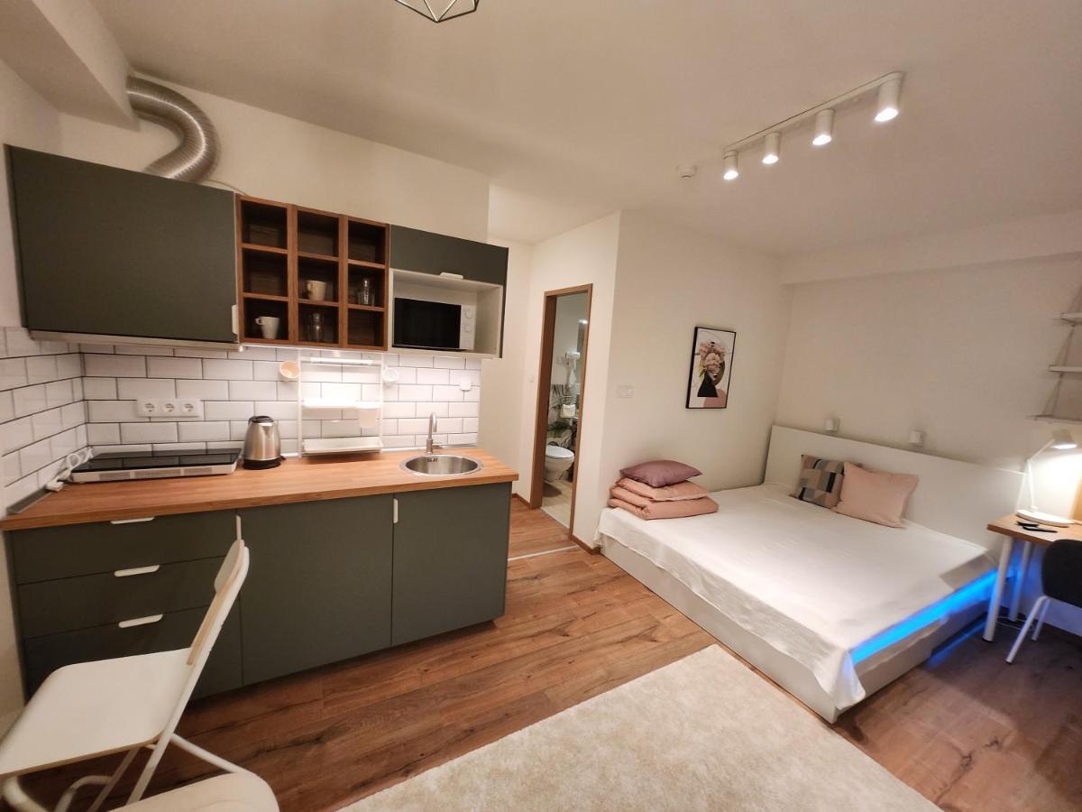 Апарт отель Apartman 18 Дебрецен Экстерьер фото